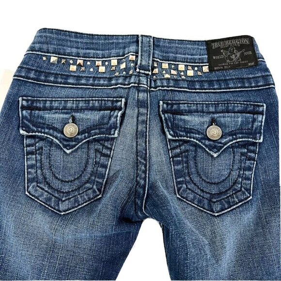 True Religion Billy Studded Rhinestone Flap Pocket Y2K Distressed Jeans Size 31 - Picture 5 of 15